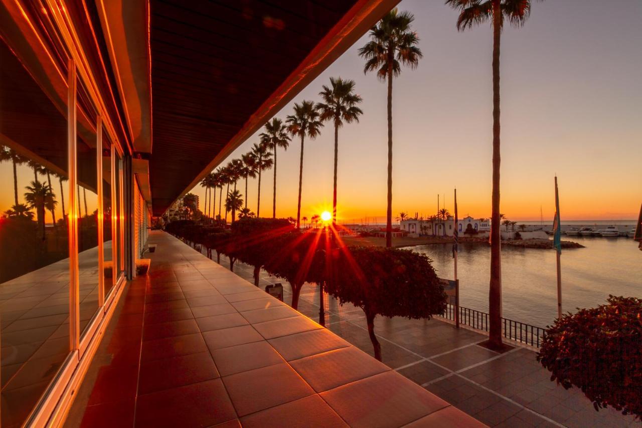 Marbella Banus Suites - Marbella Beach Front Suite Apartment Bagian luar foto
