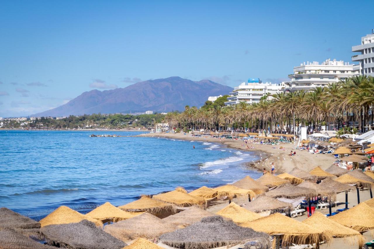 Marbella Banus Suites - Marbella Beach Front Suite Apartment Bagian luar foto